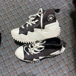 Converse platform shoes